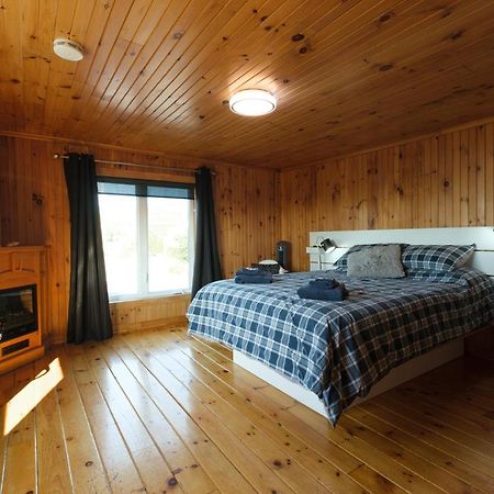 Hebergement Du Bateau Tadoussac Kültér fotó
