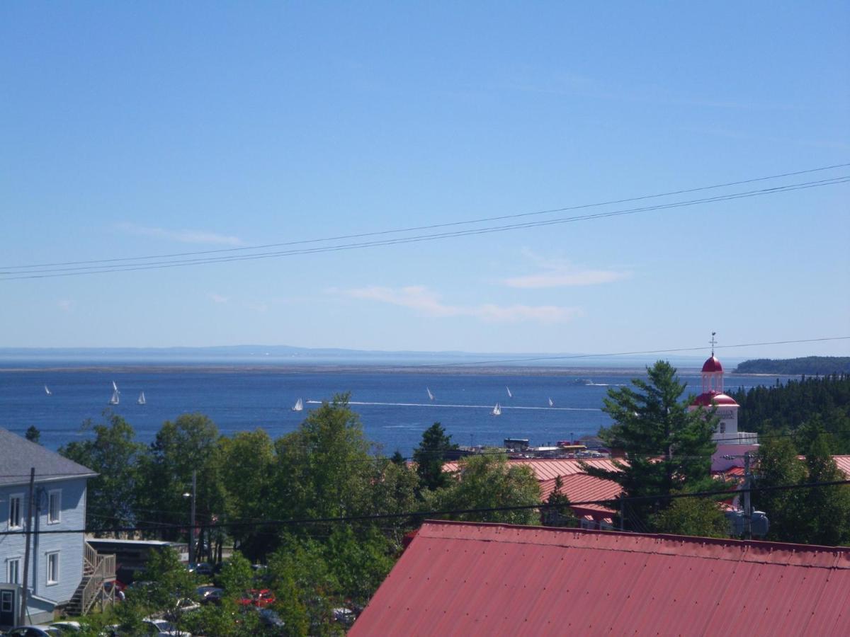 Hebergement Du Bateau Tadoussac Kültér fotó